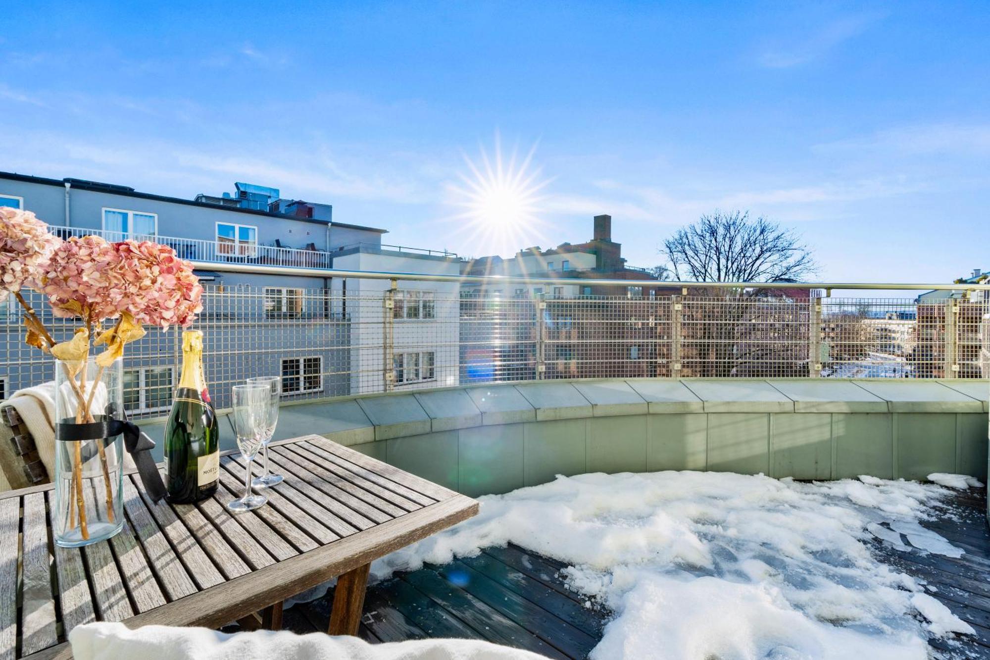 Top Floor With Balcony - Super Central - 5 Pax Oslo Exteriér fotografie